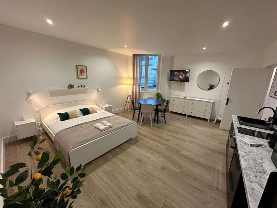 Apartment Acapulco, Spacieux Renove Reims